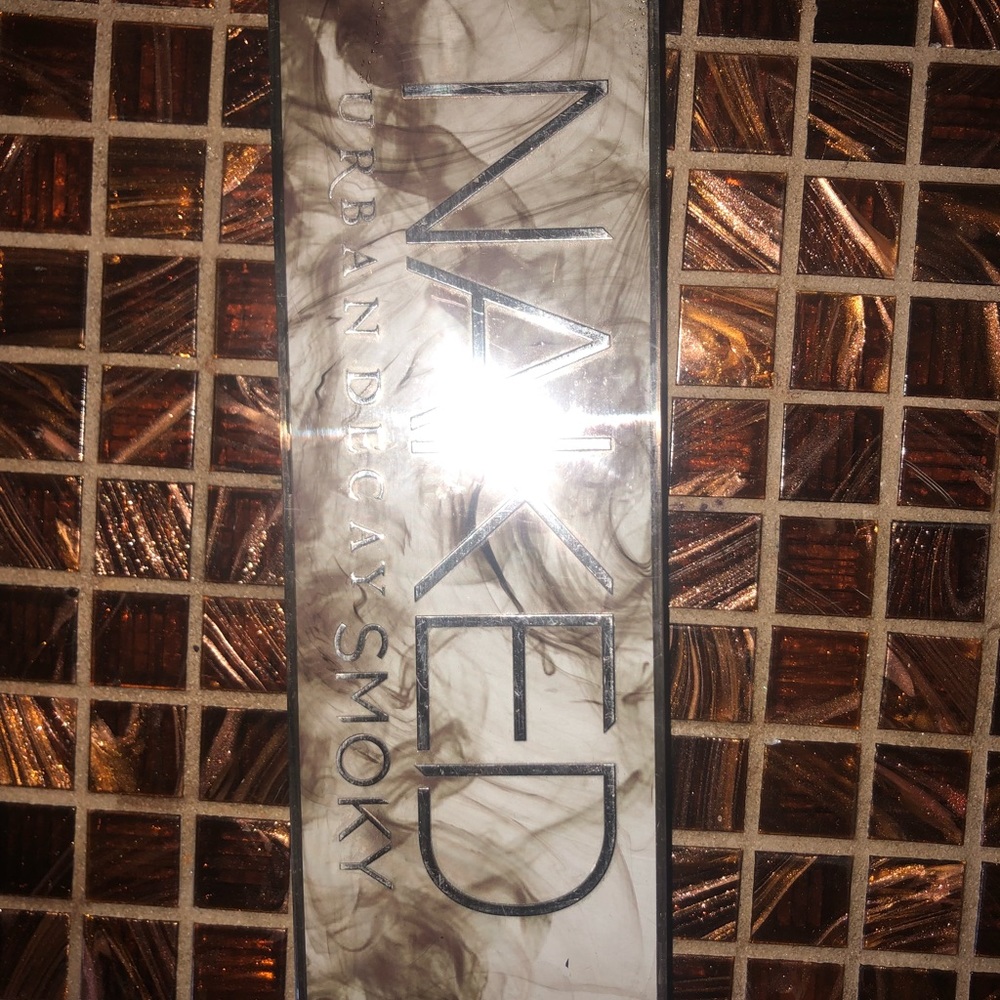 Naked Smokey Eye Palette